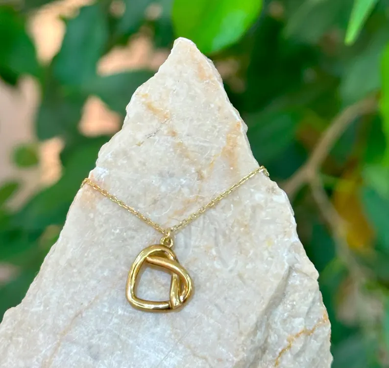 Heart Minimalist Necklace - Image 3